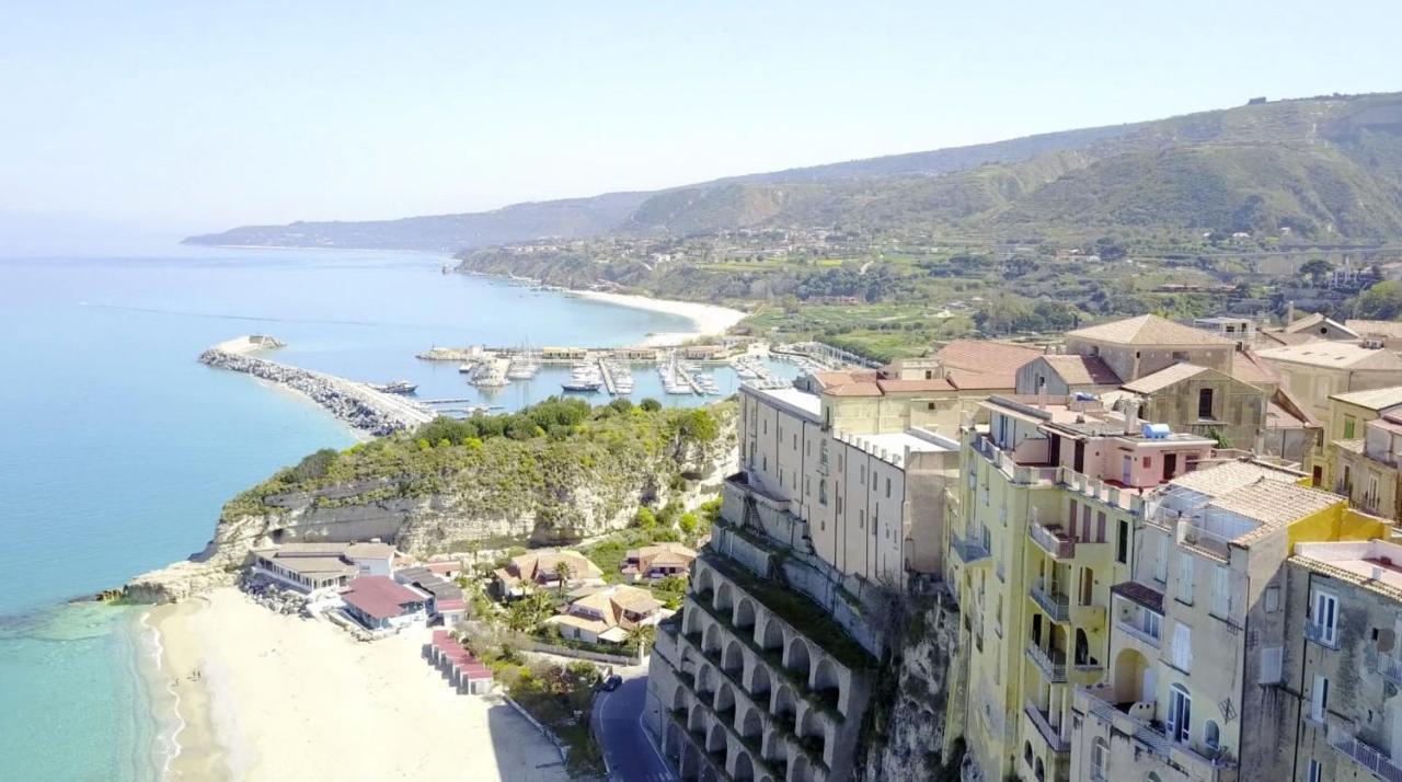 B&B Kamalei Tropea Exterior photo